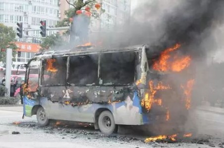 一氧化碳傳感器用在公交大巴上的火災檢測報警