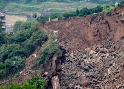 應(yīng)用在山體滑坡監(jiān)測設(shè)備中的土壤水分傳感器