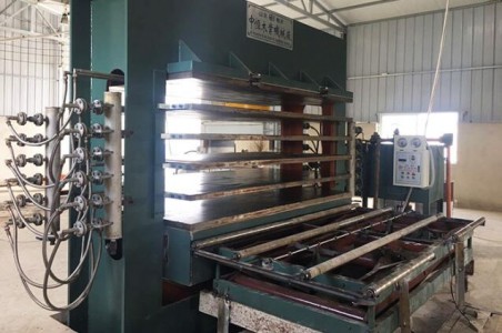 應用在射頻條件下木材干燥試驗過程中溫濕度和壓力監控系統中的光纖傳感器