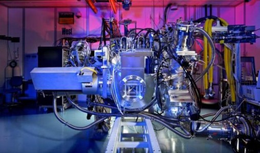 紫外線探測器SG01D-C18應用于紫外光刻機