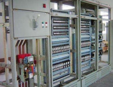 紫外線傳感器UV-Arc用于電力行業配電柜中絕緣不良導致的電火花和電暈檢測