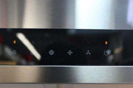 智能油煙機(jī)觸控面板中應(yīng)用的電容式觸摸芯片