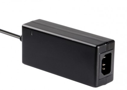 應用在電源適配器中的GaN／氮化鎵